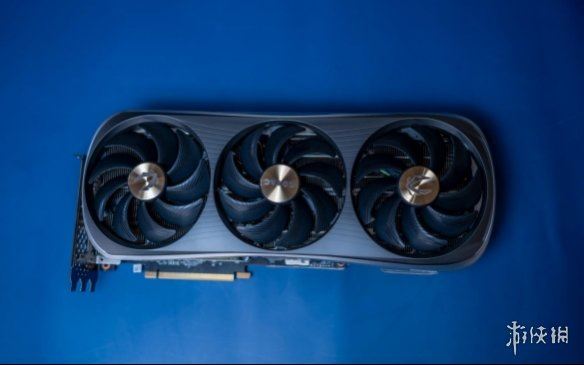 极致堆料！索泰RTX 4090 AMP EXTREME全新卡皇降临